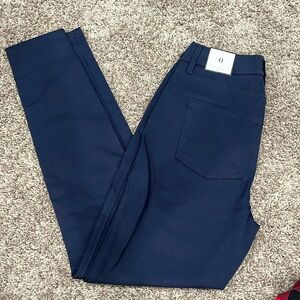 White House Black Market high rise skinny pant